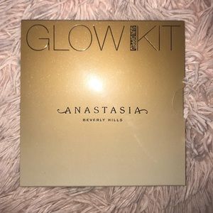 ANASTASIA BEVERLY HILLS Sun Dipped Highlight Kit